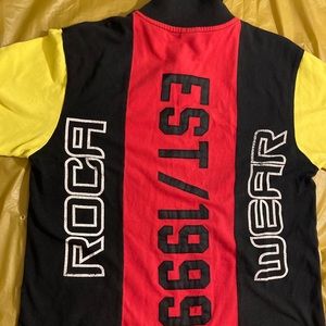 Men’s Rocawear short sleeve shirt size large